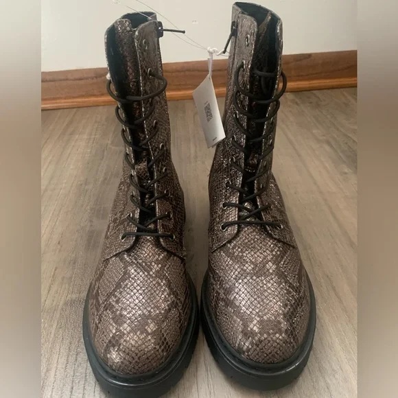 NWT Geox Respira Combat Boots. - Picture 5 of 15